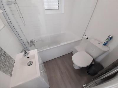 Bathroom - 800, 600