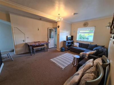 P2138 living area 2 - 800, 600