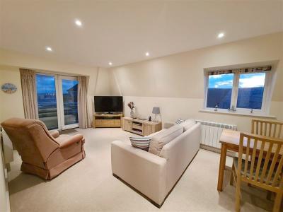 P2197 living dining room - 800, 600